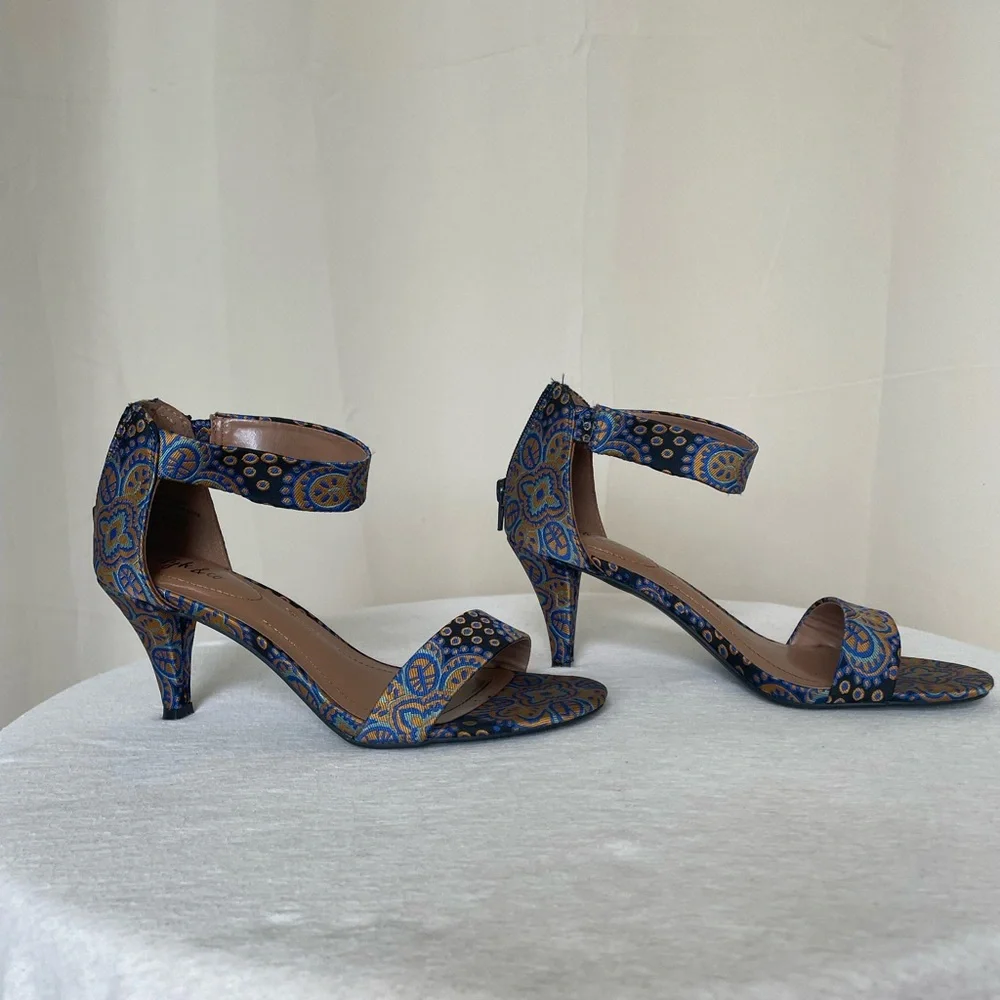Paycee 2 piece dress sandals from Macy’s. - Picture 3 of 10